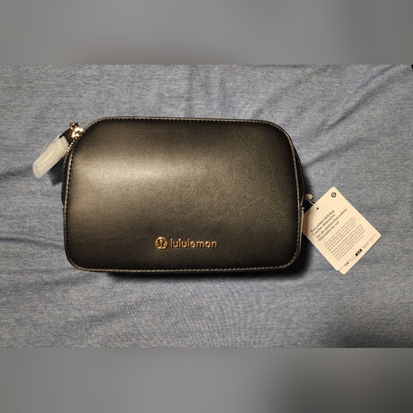 Lululemon Beltbag - Picture 4 of 10